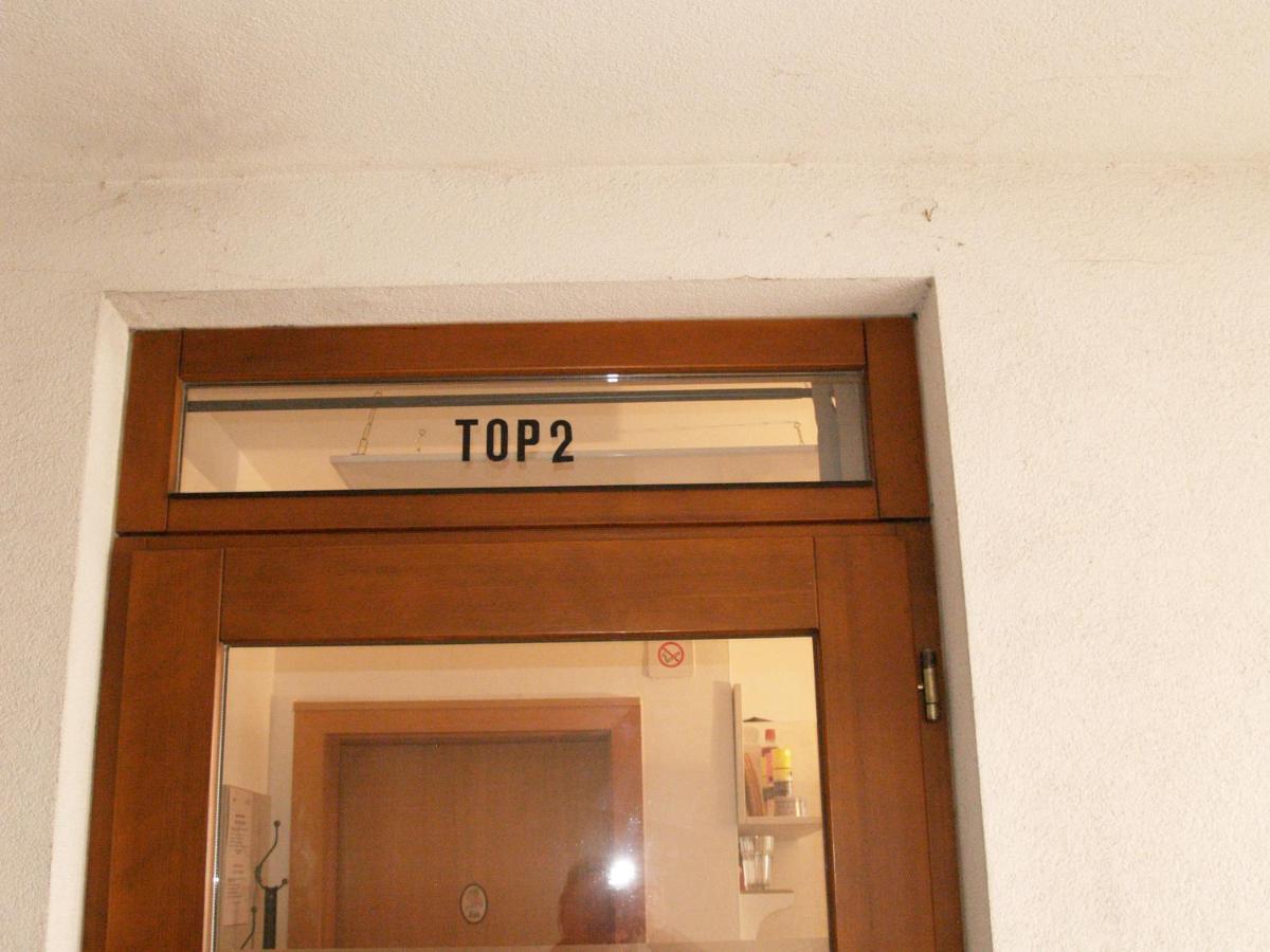 LG Tiny Appartement Korneuburg Buitenkant foto