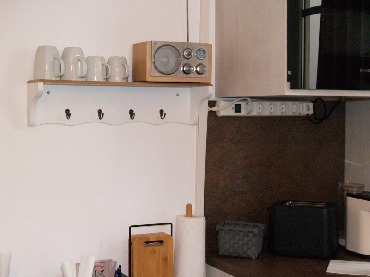 LG Tiny Appartement Korneuburg Buitenkant foto