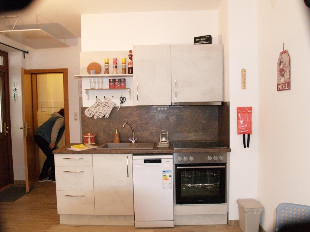 LG Tiny Appartement Korneuburg Buitenkant foto